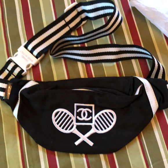 CHANEL Black and White Crossbody Bag - Picture 1 of 11